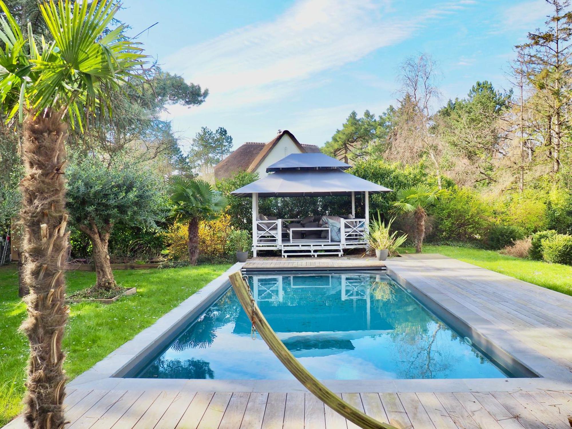 Villa Avec Piscine Au Coeur De La Foret *